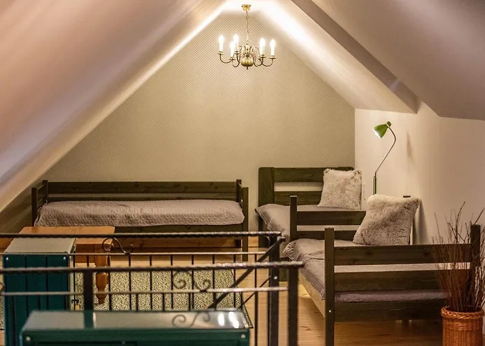 Oszter Udvarhaz דירה Kekkut